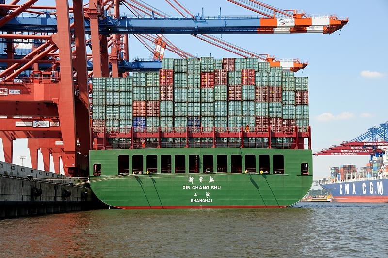 0992 Heck des Frachters XIN CHANG SHU Eurogate Terminal | Containerhafen Hamburg - Containerschiffe im Hamburger Hafen